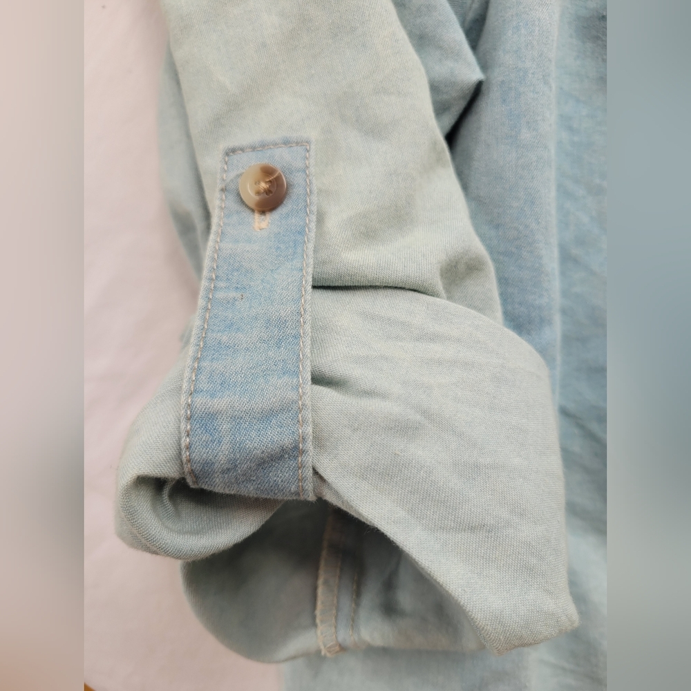 2X Rue+ Denim Off-Shoulder Top - Picture 4 of 7